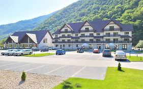 Nedei Hotel&spa Transalpina  3*